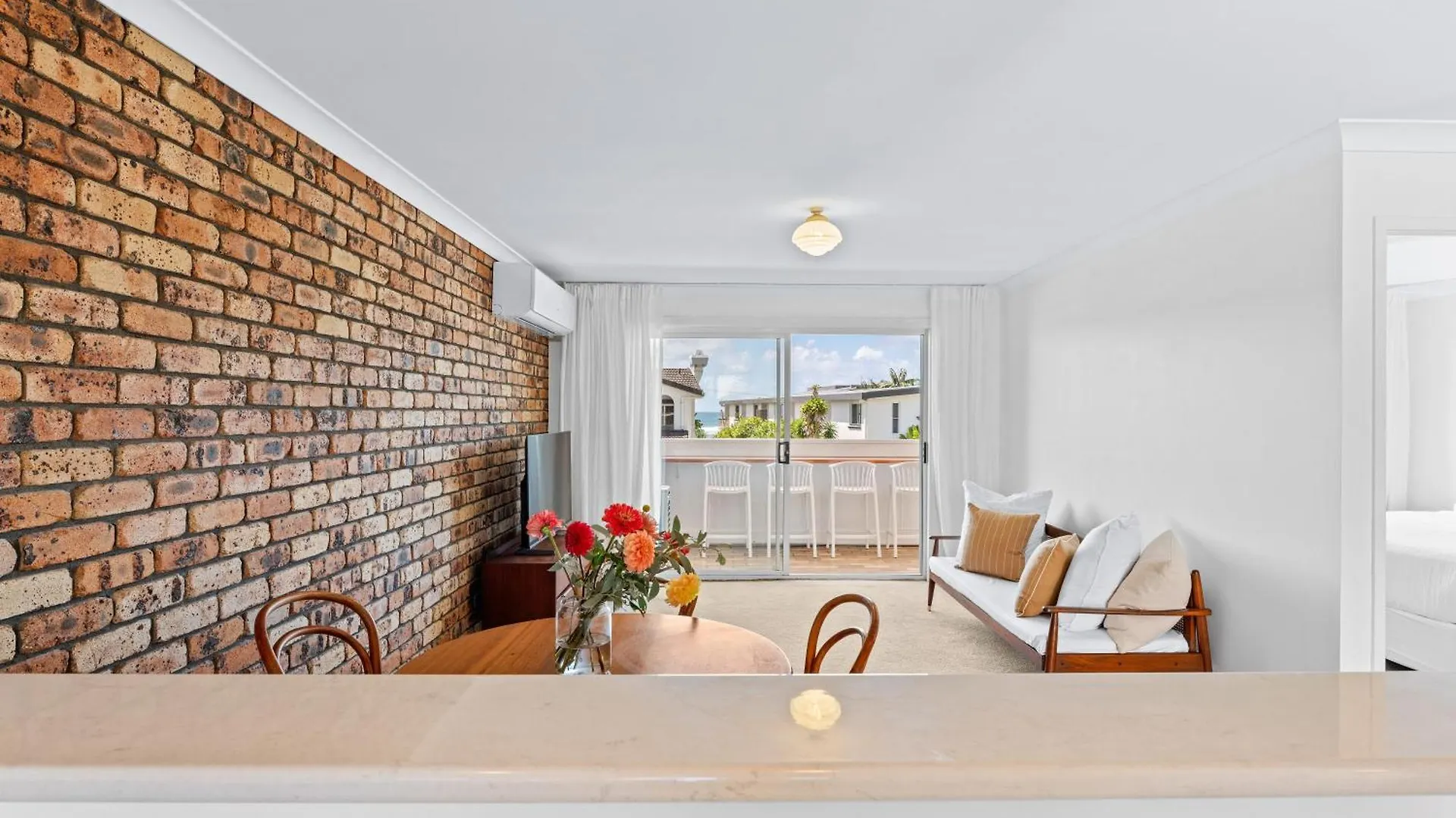 Sun Soaked Apartment Lennox Head