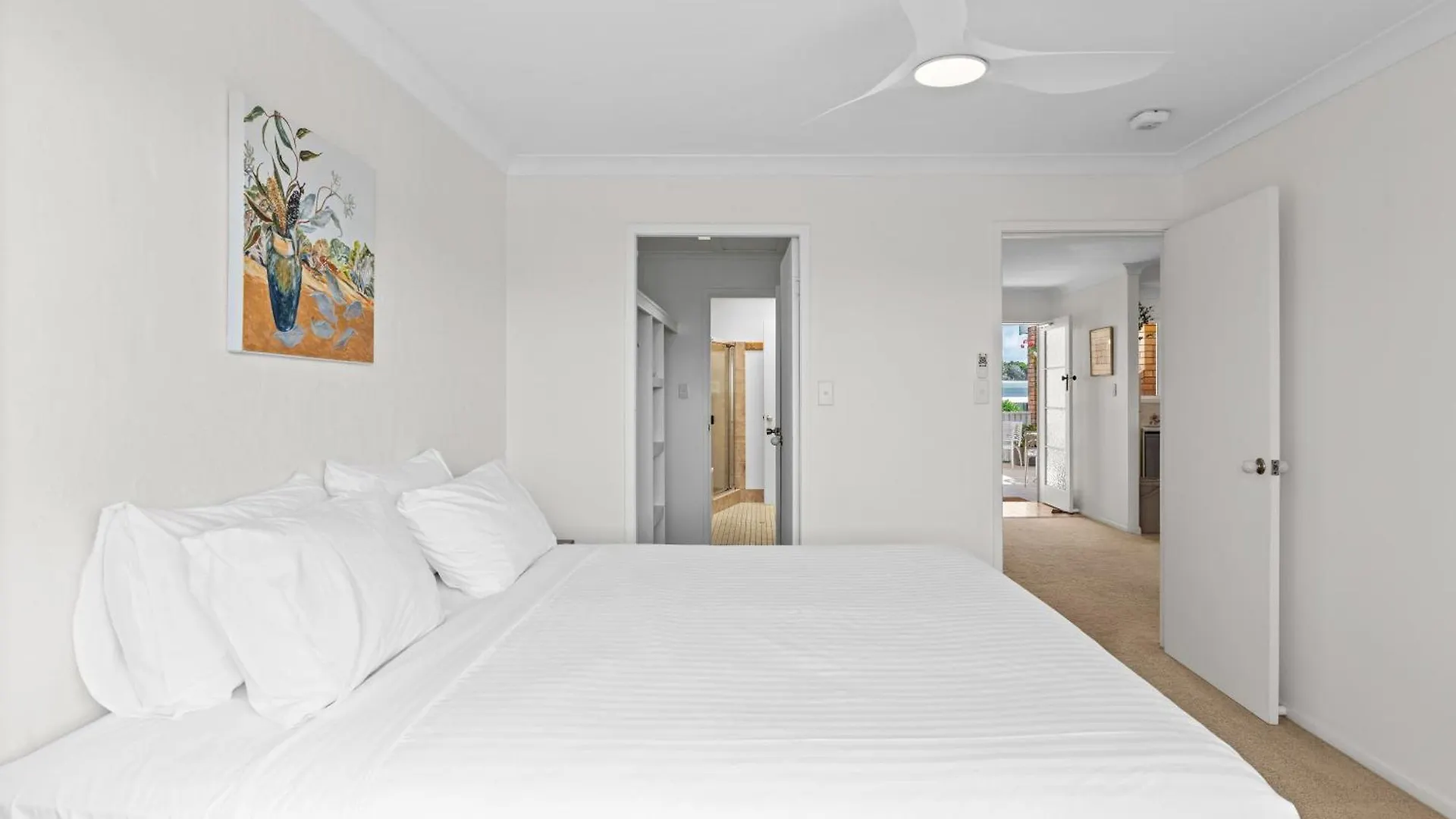 Sun Soaked Apartment Lennox Head 0*,  Australia